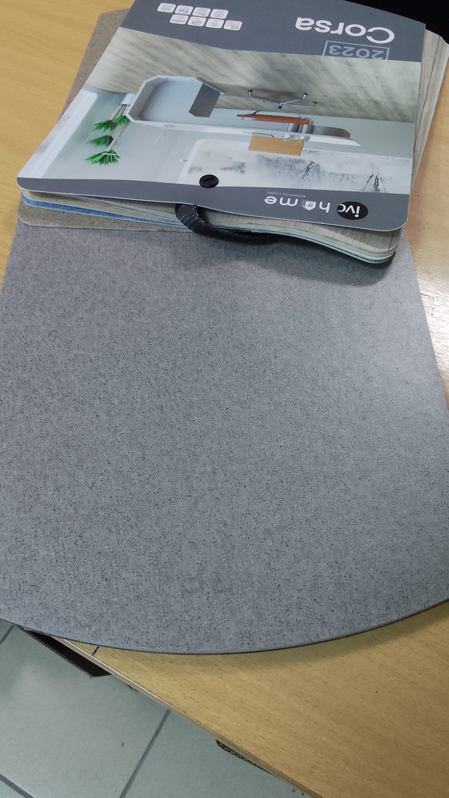 Линолеум полукоммерческий "IVC" Corsa Marras T96 (3м) — купить в Томске